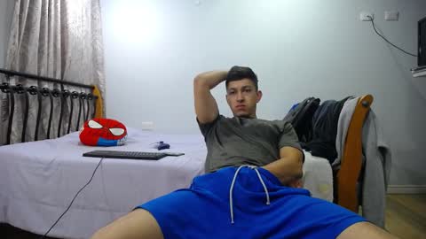 Snapshot of iam_yourbabyprincess_xd chatting on February 2025 09:45:01 AM iam_yourbabyprincess_xd online show from February 2025 09:45:01 AM