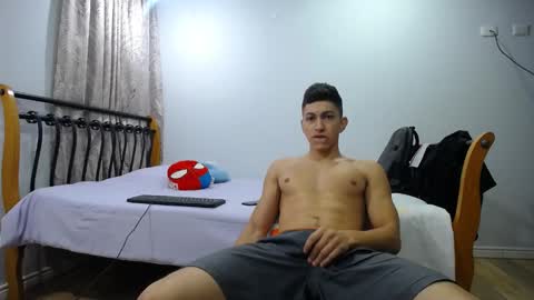 Snapshot of iam_yourbabyprincess_xd chatting on February 2025 03:44:02 AM iam_yourbabyprincess_xd online show from February 2025 03:44:02 AM