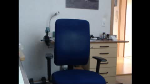 iamachim online show from October 2025 07:03:02 AM