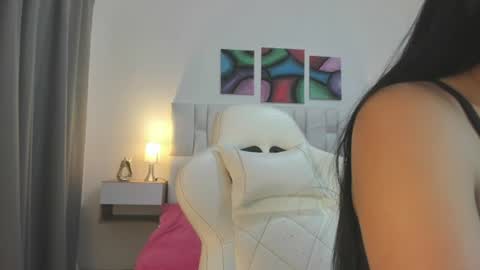 Snapshot of iamcharlotte19 chatting on July 2026 06:01:02 PM Charlotte online show from July 2026 06:01:02 PM