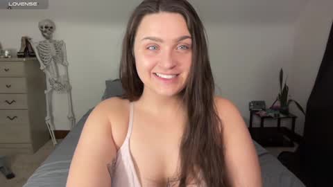 Crystal online show from February 2025 04:55:01 AM