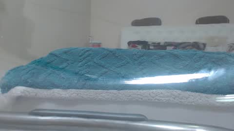 Alice online show from January 2025 04:05:01 PM