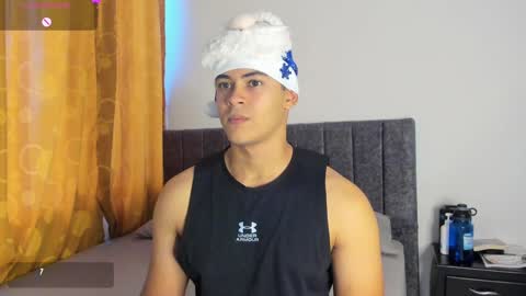 Dylan  independent model  online show from December 2024 09:33:02 PM