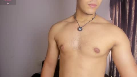 Dylan  independent model  online show from April 2026 07:58:02 PM