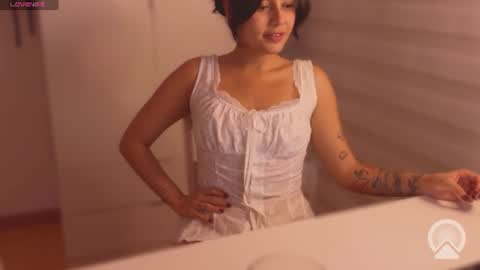 Julieta online show from June 2026 09:45:01 PM