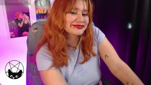 Snapshot of iammari_ chatting on February 2025 08:56:02 AM Mari online show from February 2025 08:56:02 AM