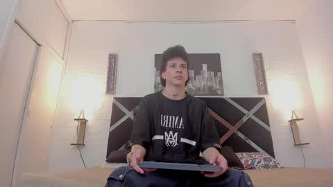 Mariano online show from November 2025 04:11:02 AM