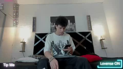 Mariano online show from November 2025 03:49:01 AM