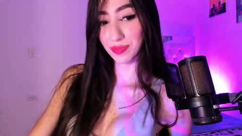 Snapshot of iammelody_ chatting on June 2026 02:22:01 AM Mel online show from June 2026 02:22:01 AM