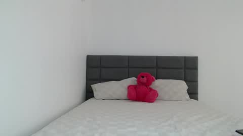 Snapshot of iamsummerxx chatting on January 2026 05:22:01 AM Summer online show from January 2026 05:22:01 AM