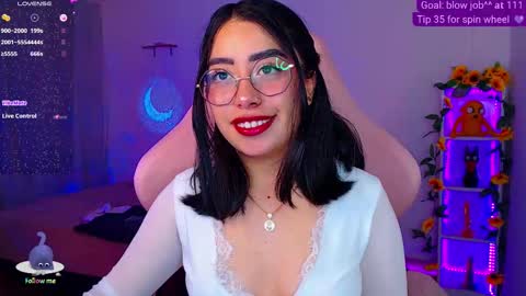 Snapshot of iamveroo chatting on November 2025 04:22:02 AM Veronica NDEPENT MODEL online show from November 2025 04:22:02 AM