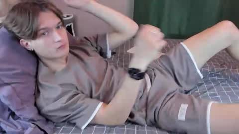 Ian Flor online show from June 2026 09:48:02 AM