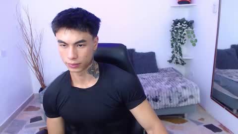 Ian  online show from February 2026 12:10:02 PM