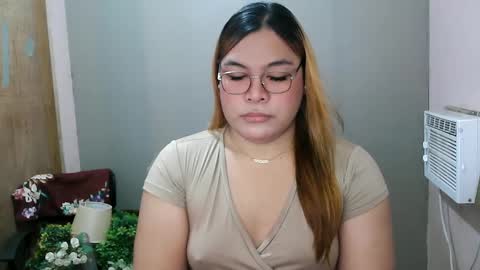 Snapshot of iana_whorexxx chatting on February 2025 09:42:01 AM iana online show from February 2025 09:42:01 AM