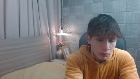 ian online show from September 2025 04:23:01 AM