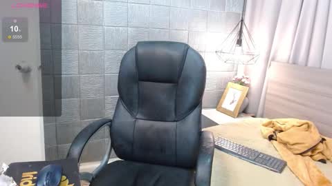 ian online show from September 2025 09:00:02 AM