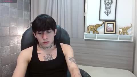 ian online show from December 2025 09:55:02 PM