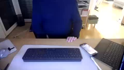 iandy12 online show from March 2026 10:48:01 PM