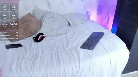 ian  online show from February 2025 10:58:02 AM