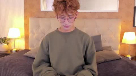 ian  online show from November 2025 03:06:02 AM