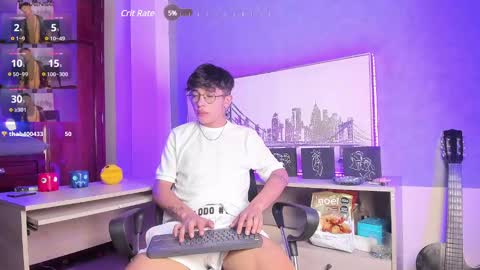 Andrew online show from December 2024 04:17:01 PM