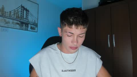 Snapshot of ianwayne_ chatting on March 2026 07:40:01 PM Andrew online show from March 2026 07:40:01 PM