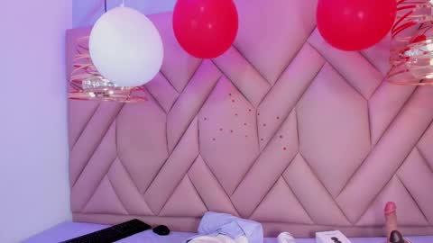 ibbie_ online show from February 2026 12:18:02 AM