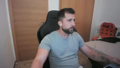 iberian_macho online show from October 2025 07:18:02 AM