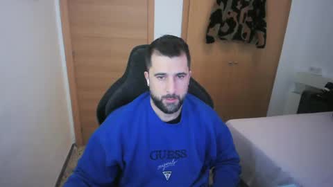 iberian_macho online show from December 2025 11:27:02 AM