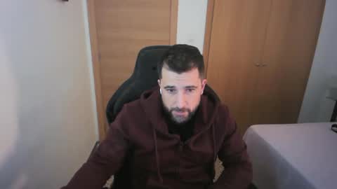 iberian_macho online show from December 2025 10:57:01 AM