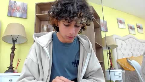 ibratxandy online show from October 2025 07:23:01 PM