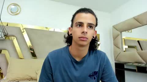 ibratxandy online show from November 2025 06:19:02 PM