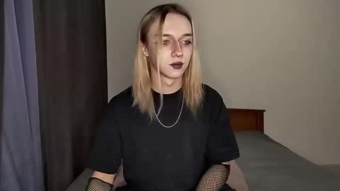 Jade online show from December 2025 03:08:01 PM