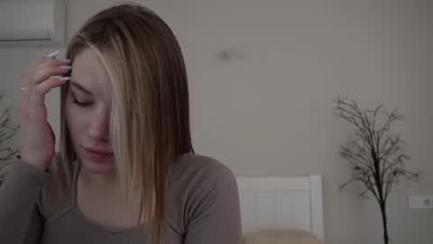 Danielle online show from February 2025 11:36:01 AM