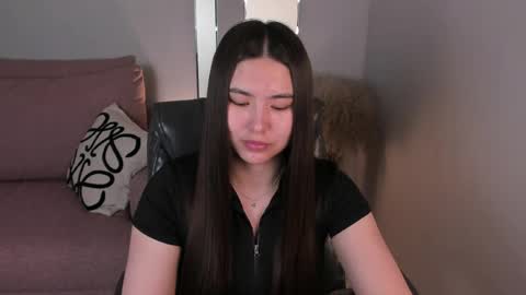Snapshot of iceicebabe_ chatting on March 2026 01:27:02 AM Aiza online show from March 2026 01:27:02 AM