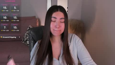 Snapshot of iceicebabe_ chatting on April 2026 01:06:02 AM Aiza online show from April 2026 01:06:02 AM