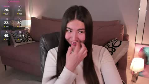 Snapshot of iceicebabe_ chatting on April 2026 05:08:02 AM Aiza online show from April 2026 05:08:02 AM