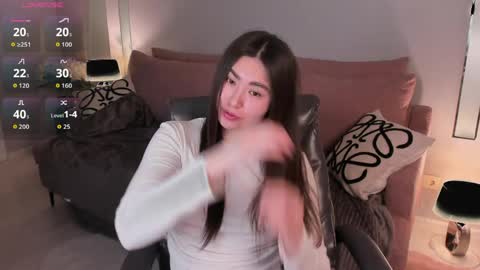 Snapshot of iceicebabe_ chatting on April 2026 01:55:01 AM Aiza online show from April 2026 01:55:01 AM