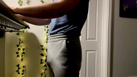 Snapshot of icekingken chatting on December 2024 05:36:02 PM Ken online show from December 2024 05:36:02 PM