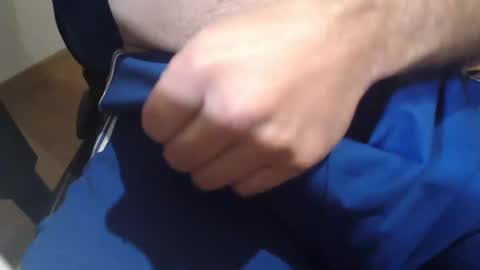 Snapshot of icky_thumps chatting on December 2024 07:58:02 AM icky_thumps online show from December 2024 07:58:02 AM