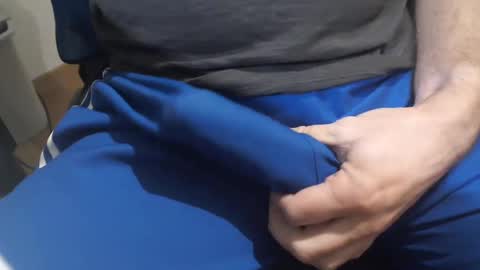 Snapshot of icky_thumps chatting on December 2024 05:45:02 AM icky_thumps online show from December 2024 05:45:02 AM