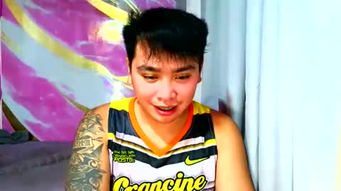 iconic_vince online show from October 2025 03:21:02 PM