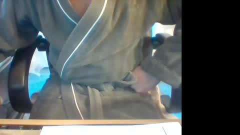 Snapshot of icumalot4you chatting on December 2024 09:05:02 AM icumalot4you online show from December 2024 09:05:02 AM