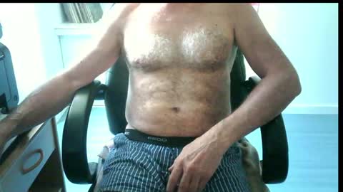 Snapshot of icumalot4you chatting on June 2026 07:38:01 AM icumalot4you online show from June 2026 07:38:01 AM