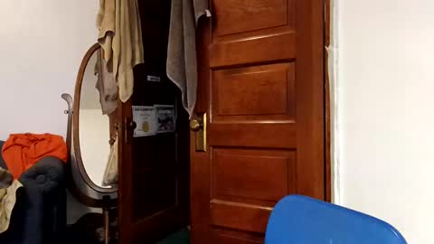 Snapshot of icyfucktoy chatting on November 2025 03:42:02 AM icyfucktoy online show from November 2025 03:42:02 AM