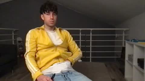 Snapshot of icyninesix chatting on February 2025 12:10:01 AM icyninesix online show from February 2025 12:10:01 AM