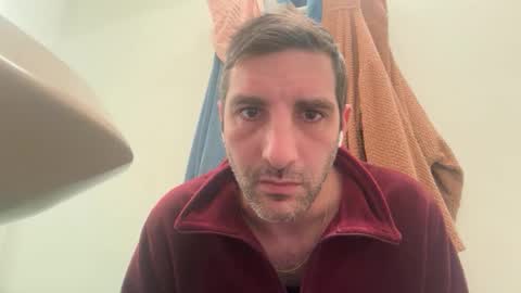 Snapshot of ideebizzarre90 chatting on January 2026 05:48:01 PM ideebizzarre online show from January 2026 05:48:01 PM