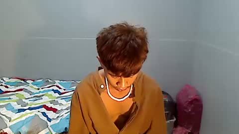 Snapshot of idol_ken chatting on January 2026 11:56:01 AM idol_ken online show from January 2026 11:56:01 AM