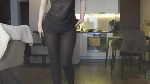 Belle online show from February 2025 03:27:01 PM