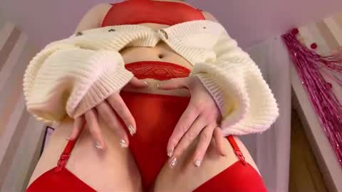 Emmy  help me reach 100 thumbs up online show from February 2026 07:10:01 PM